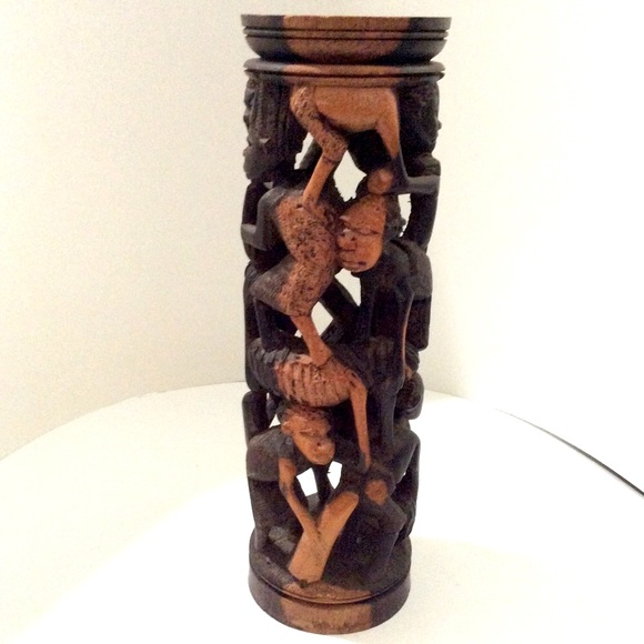 Unique handcrafted African Blackwood carving - Picture 5 of 16